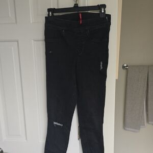 Black Distressed Women’s Jeans Spanx Pull On Style Size Small